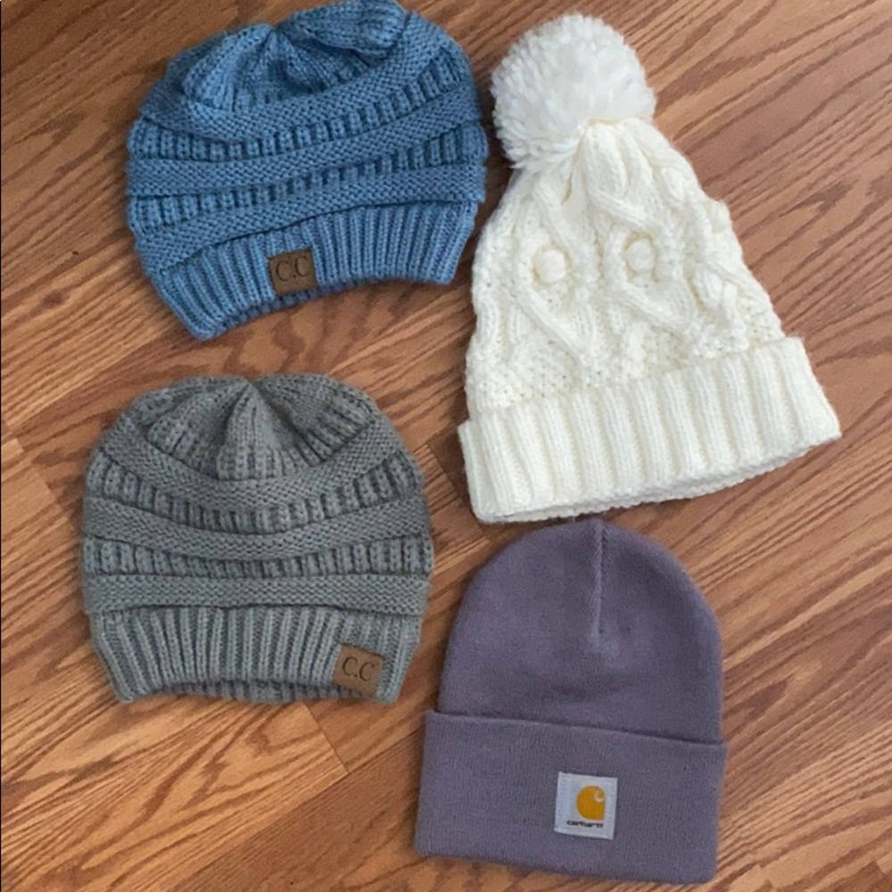 Bundle of Beanies! Perfect for fall/winter.